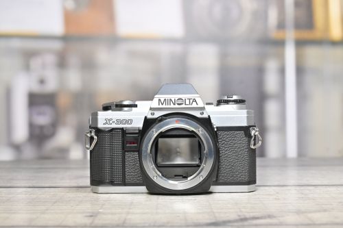 MINOLTA X-300 - bazar