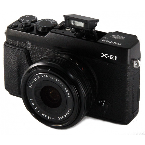 FUJIFILM X-E1 černý + XF 18mm